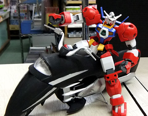 ライダーを乗せてみました！　第１回 バイクプラモデル限定コンペ　極私的プラモデルコンペ